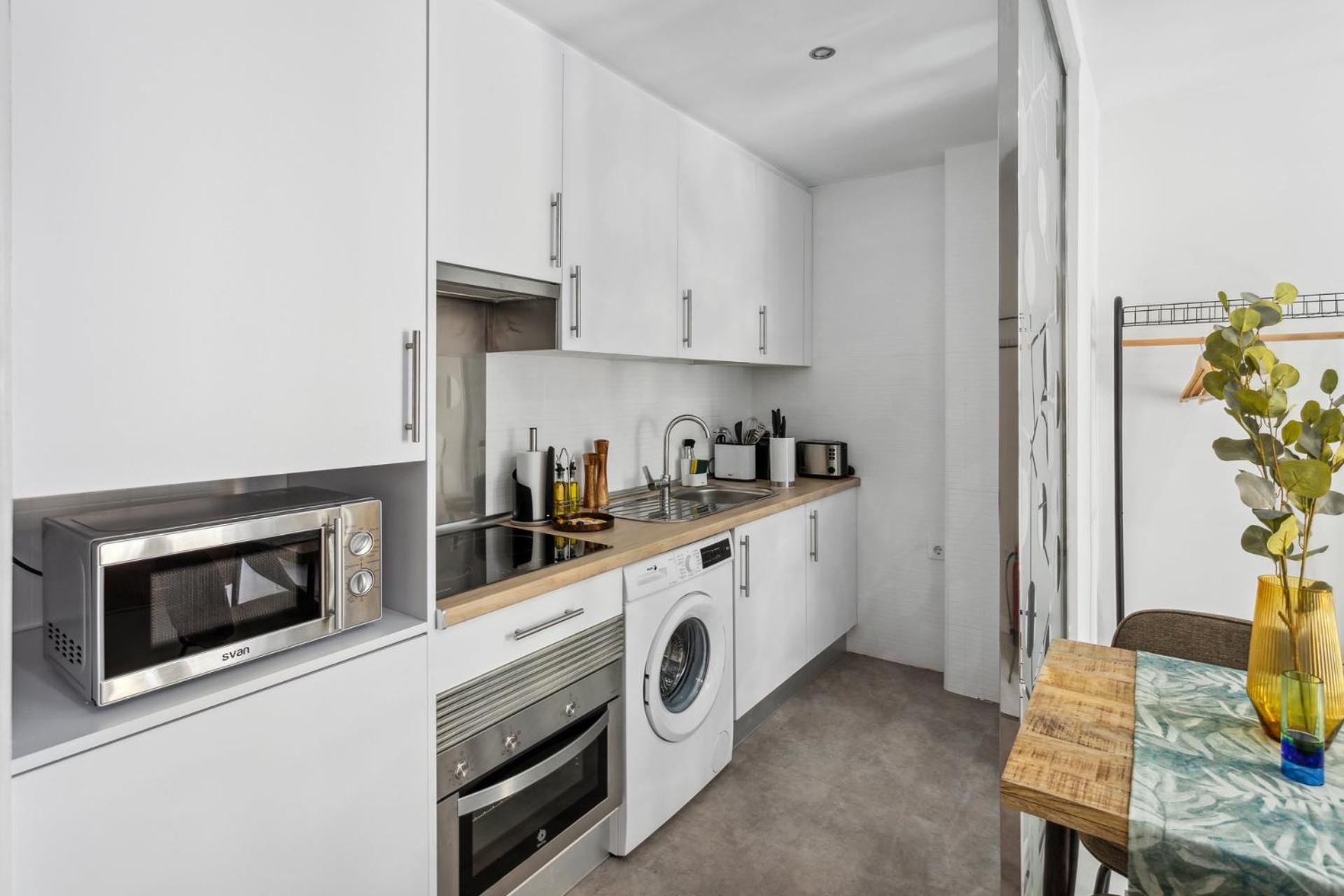 Limehome Madrid Calle De La Paloma Bilik gambar